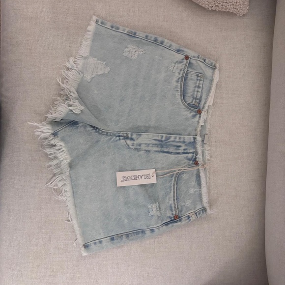 NWT BlankNYC DENIM SHORTS ** NEW - Picture 4 of 6